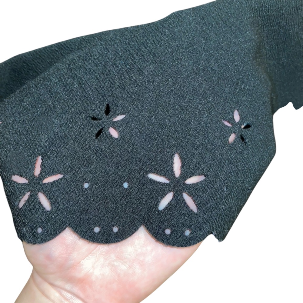Alfred Sung Black Scalloped Edge Short Sleeve Top - Picture 6 of 8